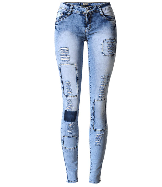 Jeans Skinny Talle Bajo Azul Cielo con Patchwork y Efecto Push Up - Image 3