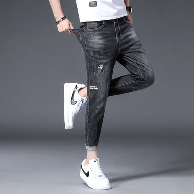 Pantalones Vaqueros Rotos con Estampado en los Pies - Image 3