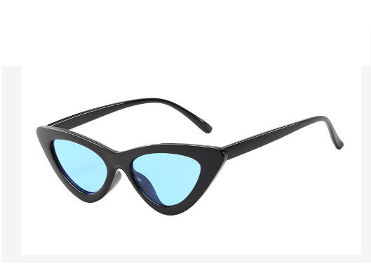 Gafas de Sol Retro Triangulares Cat Eye Tendencia - Image 3