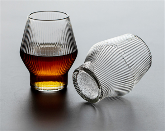 Copa de Whiskey Estilo Japonés con Patrón Vertical - Image 11