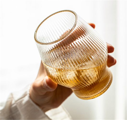Copa de Whiskey Estilo Japonés con Patrón Vertical - Image 9