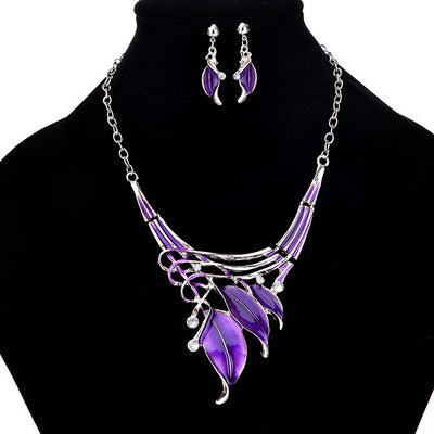 Conjunto de Collar y Aretes Hoja Clásica en Acero Inoxidable - Image 5