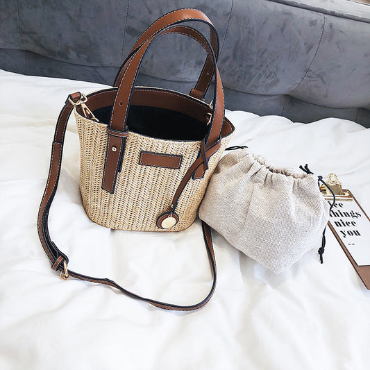 Bolsa Tipo Bucket de Paja Tejida con Contraste de Colores - Estilo Occidental para Verano