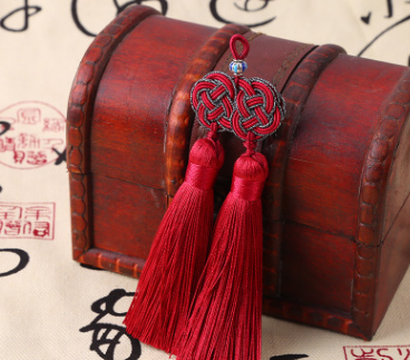 Dije Doble Nudo con Borlas - Joya de Abundancia y Protección - Image 6
