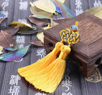 Dije Doble Nudo con Borlas - Joya de Abundancia y Protección - Image 14