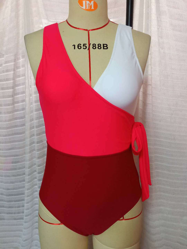 Traje de Baño Enterizo con Costuras de Contraste