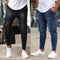 Jeans de Hombre Stretch con Múltiples Bolsillos y Detalles de Cierre