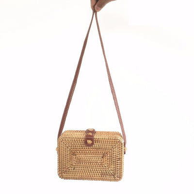 Bolso Cuadrado de Ratán Tejido a Mano - Image 10