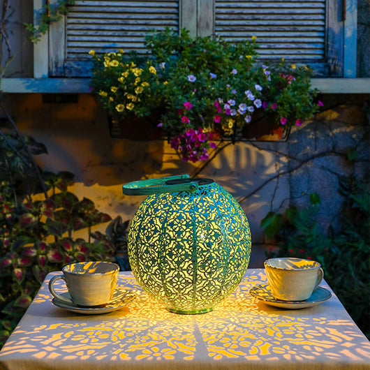 Lámpara Solar Decorativa para Jardín Exterior - Diseño Calado Impermeable - Image 3