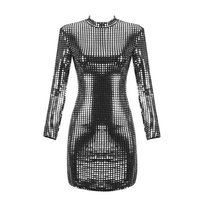 Vestido Largo de Lentejuelas Plateadas con Manga Larga - Image 3