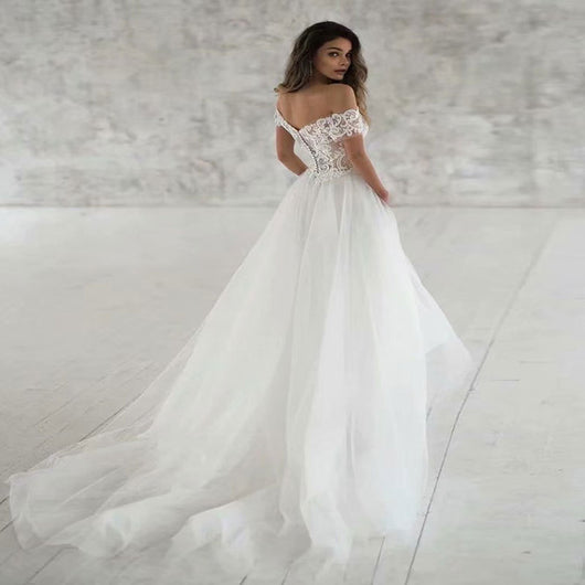Vestido de Novia de Encaje Elegante, Minimalista y Ligero - Image 11