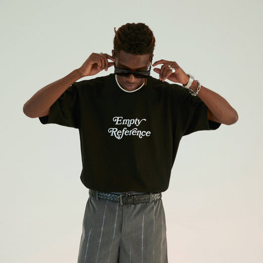 Playera Básica Unisex de Algodón con Logo - Diseño Clásico para Parejas - Image 12