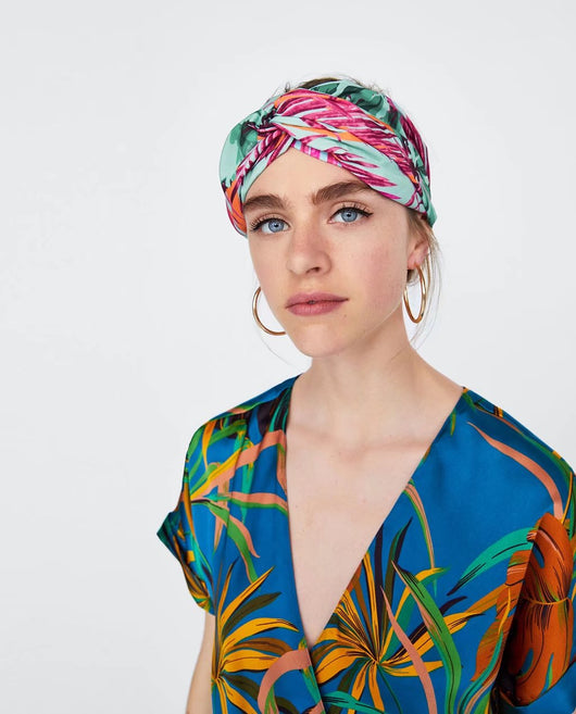 Banda para Cabello con Estampado Moderno - Image 27