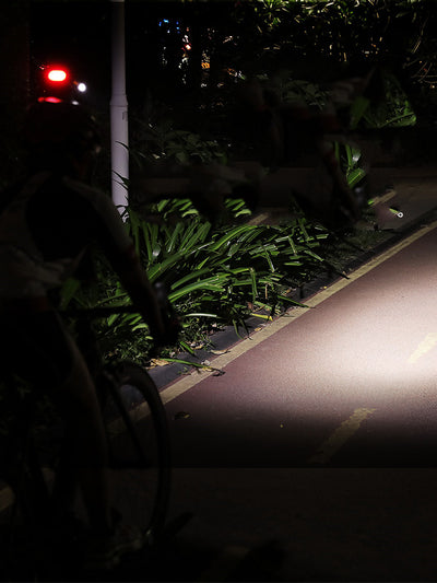 Luz Frontal LED para Bicicleta Recargable por USB - Image 6