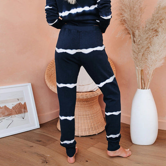 Conjunto de Pijama Casual a Rayas - Blusa y Pantalón para Casa - Image 11