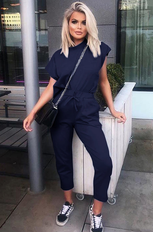 Conjunto Casual de 2 Piezas: Top Corto Manga Corta y Pantalón Capri - Image 9