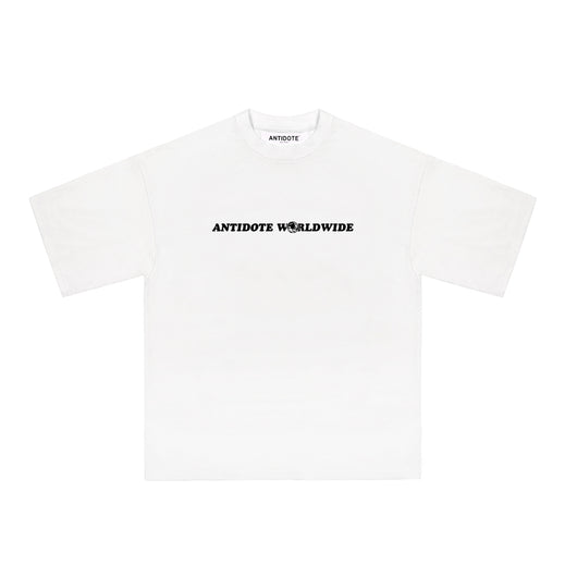 Camiseta de Algodón Estampado Blanco y Negro de Manga Corta - Image 2