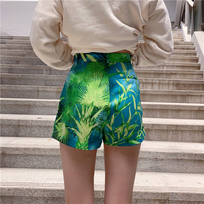 Shorts Medusa de Cintura Alta con Botones - Image 8