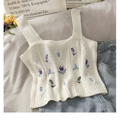 Camiseta Corta Tejida con Bordados - Image 5