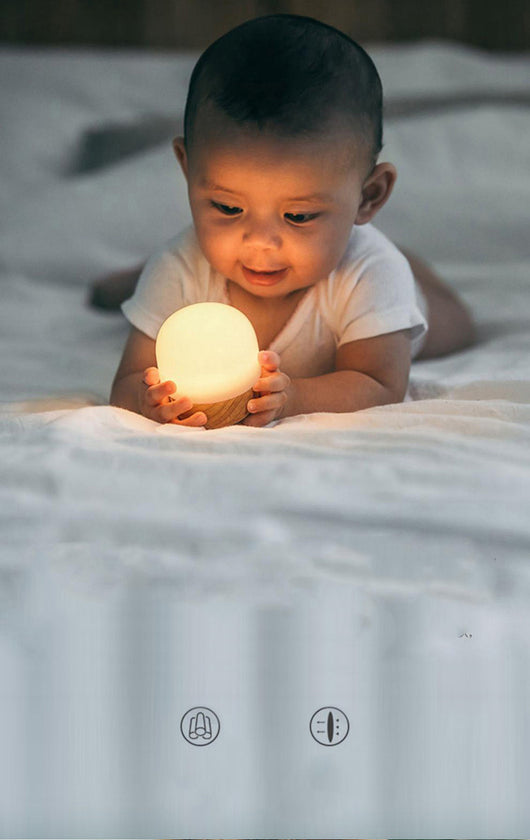 Lámpara Nocturna Infantil Recargable con Protección Visual - Image 3