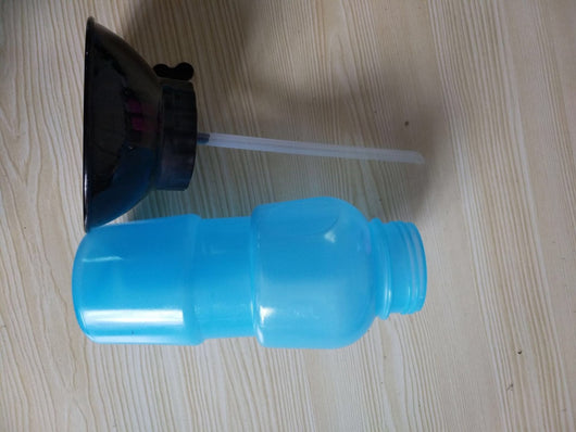 Botella Dispensadora de Agua Portátil para Mascotas - Viajes y Outdoor - Image 7