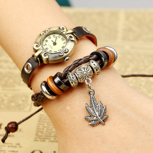 Reloj Pulsera de Cuero Genuino Retro con Detalles de Cuentas - Image 6