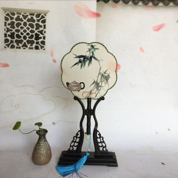 Abanico Bordado Doble Cara de Seda - Artesanía Palacio Tradicional