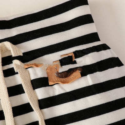 Conjunto de Bebé con Sudadera Tortuga y Pantalones a Rayas - Image 11