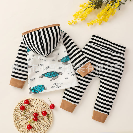 Conjunto de Bebé con Sudadera Tortuga y Pantalones a Rayas - Image 2