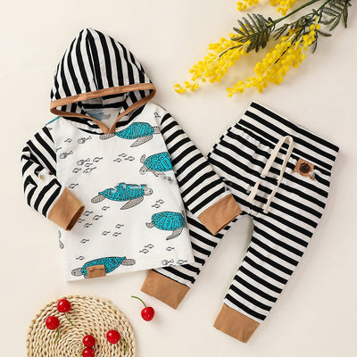 Conjunto de Bebé con Sudadera Tortuga y Pantalones a Rayas - Image 4