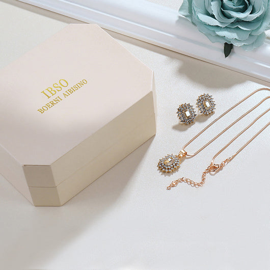 Reloj Pulsera Mujer con Cristales Brillantes - Diseño Moda Actual - Image 2