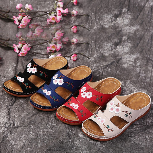 Sandalias Cuña Talla Grande para Mujer - Diseño Floral Abierto con Correa T