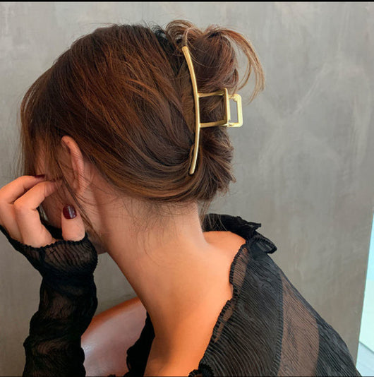 Pinza Tiburón Extragrande para Cabello Rubio - Agarre Fuerte y Duradero - Image 5