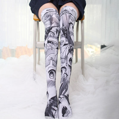 Calcetines Largos de Terciopelo con Estampado Anime - Image 4