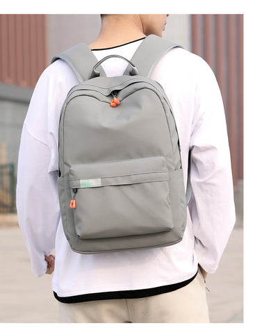 Mochila de Viaje Moderna y Versátil - Image 6