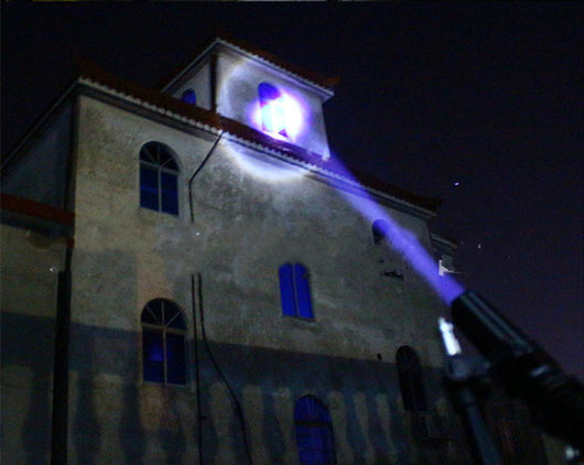 Linterna LED Potente para Exteriores - Image 4