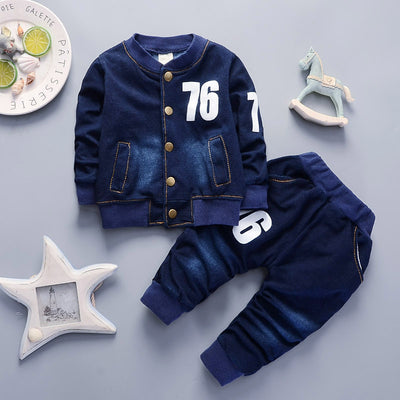 Traje Casual de Mezclilla con Manga Larga para Niños - Image 3