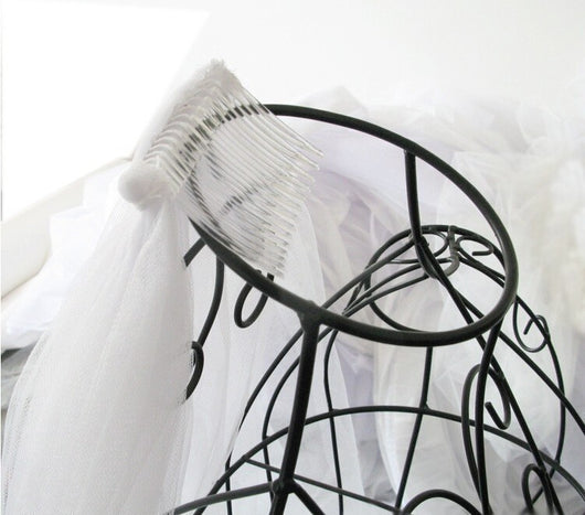 Velo de Novia Blanco Vintage de Un Nivel con Peineta - Diseño Clásico Waltz - Image 8