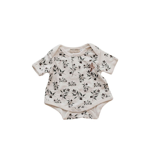 Romper Corto Piper Series con Mangas Cortas - Comodidad y Estilo