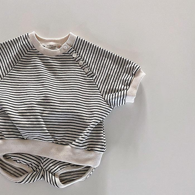 Conjunto de Dos Piezas a Rayas para Bebé y Niño Pequeño - Image 12