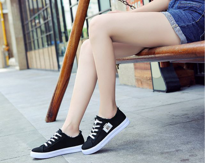 Zapatillas de Lona Blancas para Mujer Estilo Coreano - Cómodas y Versátiles - Image 18