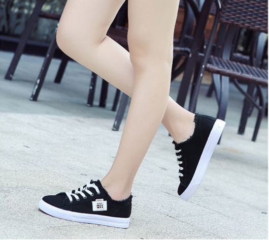 Zapatillas de Lona Blancas para Mujer Estilo Coreano - Cómodas y Versátiles - Image 17