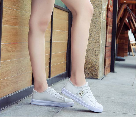Zapatillas de Lona Blancas para Mujer Estilo Coreano - Cómodas y Versátiles - Image 15