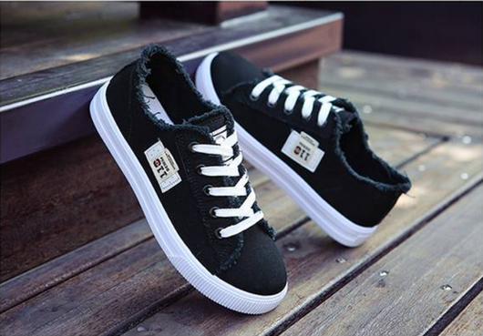 Zapatillas de Lona Blancas para Mujer Estilo Coreano - Cómodas y Versátiles - Image 5