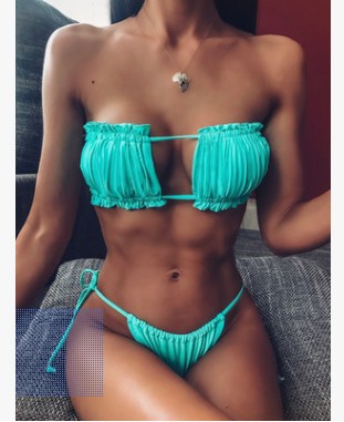 Bikini Sexy con Aberturas y Tanga Gruesa Moda de Playa - Image 14