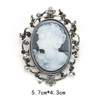Broche Retro Palace Vintage - Pin de Moda Europea Antibrillo para Cuello y Bolero - Image 45
