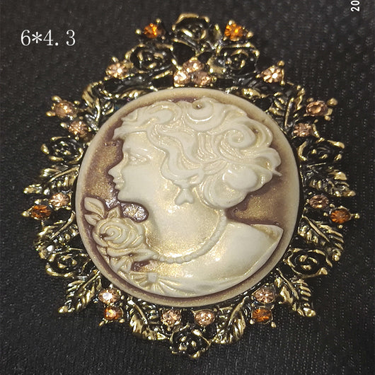 Broche Retro Palace Vintage - Pin de Moda Europea Antibrillo para Cuello y Bolero - Image 53