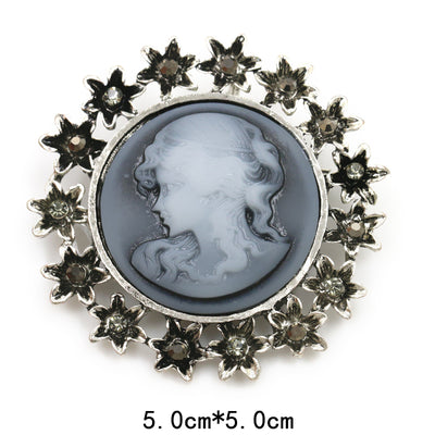 Broche Retro Palace Vintage - Pin de Moda Europea Antibrillo para Cuello y Bolero - Image 51