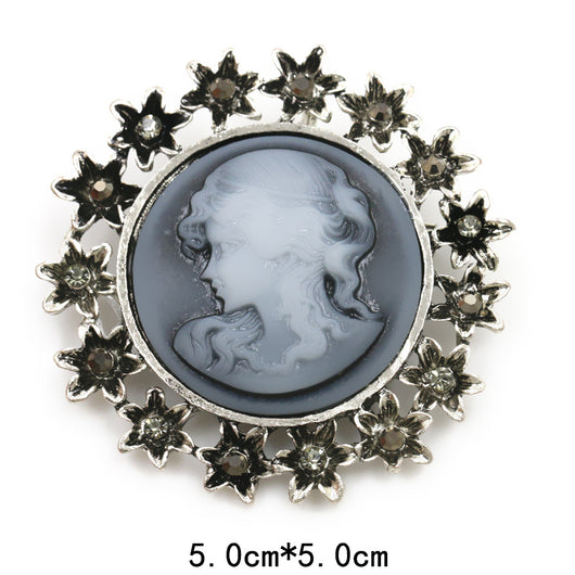 Broche Retro Palace Vintage - Pin de Moda Europea Antibrillo para Cuello y Bolero - Image 51