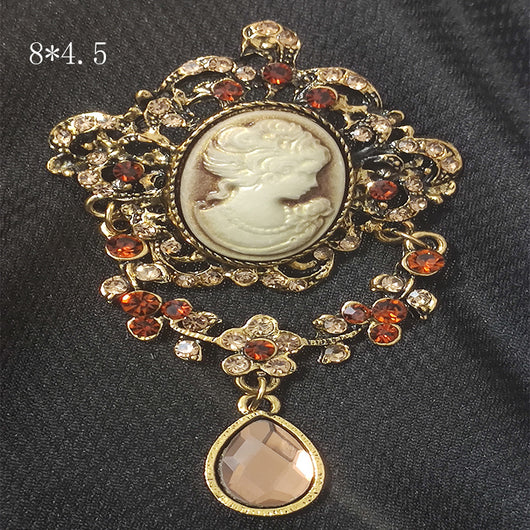 Broche Retro Palace Vintage - Pin de Moda Europea Antibrillo para Cuello y Bolero - Image 56
